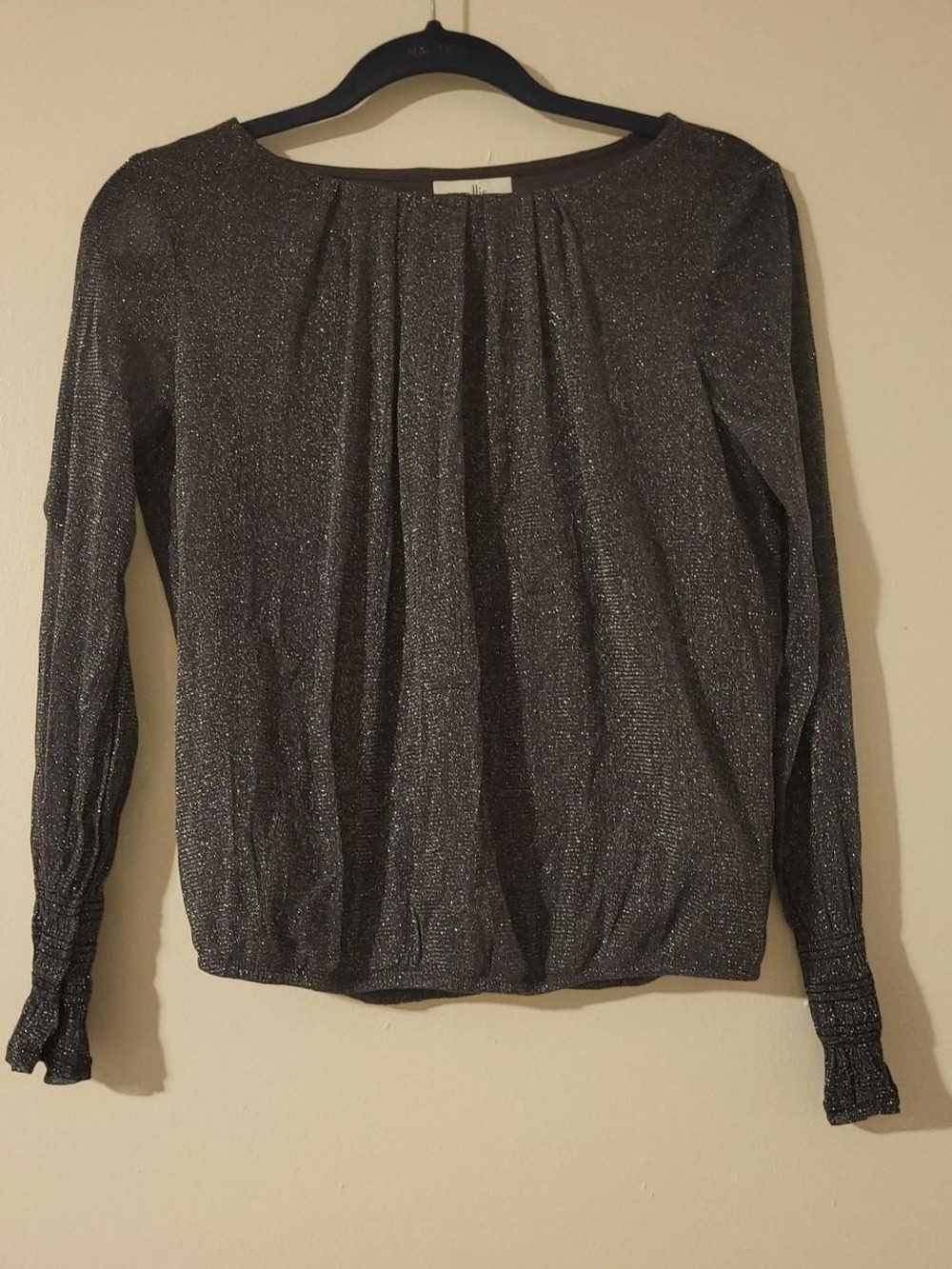 Shimmery Long-Sleeve Women's Top - Black/Silver